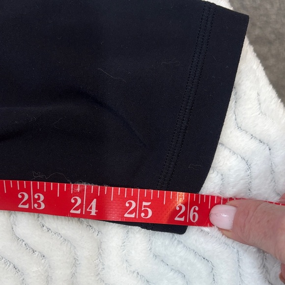 Lululemon Black High-Rise Align Leggings with Logo - Picture 4 of 5